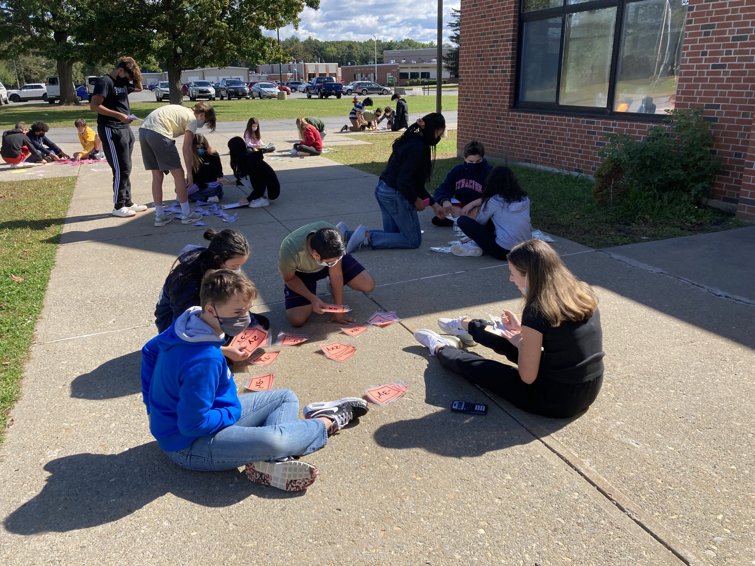 mrs-sibson-s-8th-graders-from-acadia-middle-school-outside-on-a