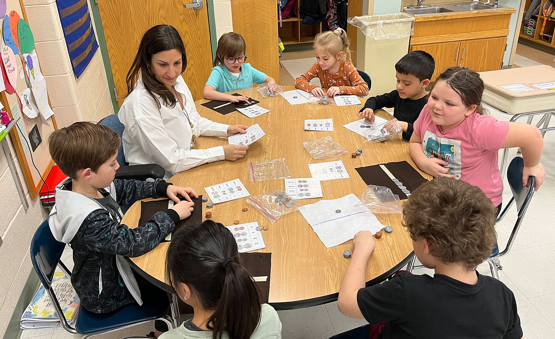 Ms Becks Second Graders At Shatekon Are Showing Money Two Different