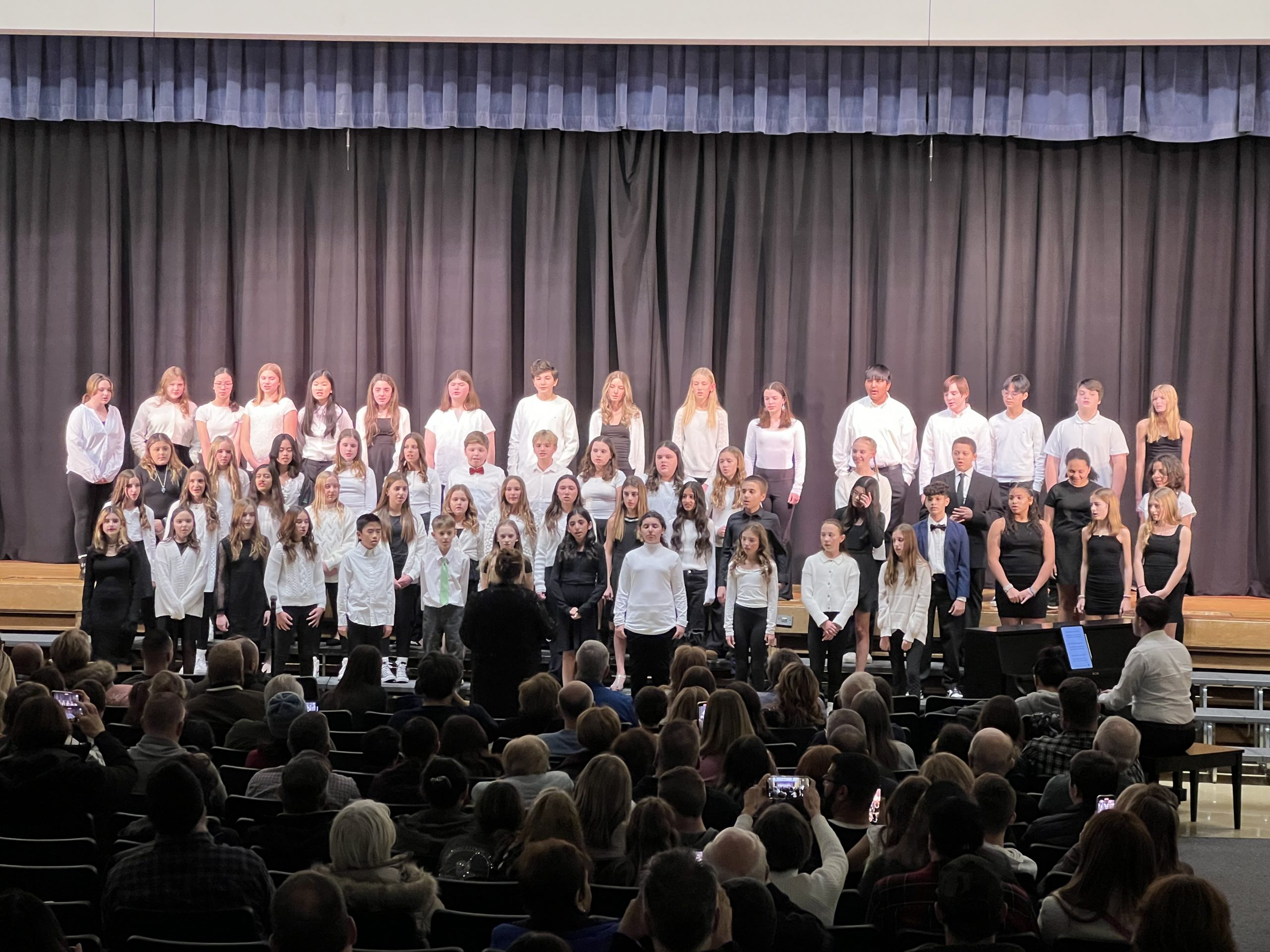 Amazing Holiday Tribuilding 6th and 7th grade chorale concerts